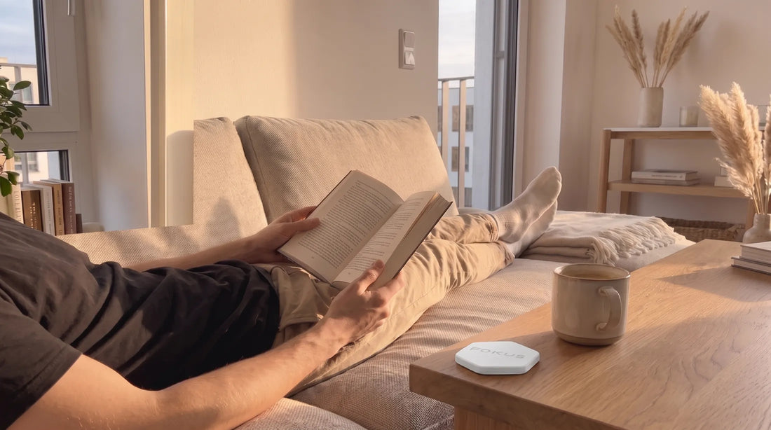 Dopamin Detox – bewusste Auszeit vom Smartphone und ein Buch lesen